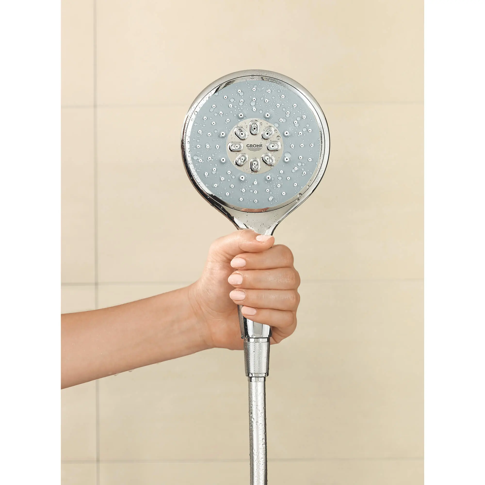 130 Hand Shower - 4 Sprays, 9.5 L/min (2.5 gpm)