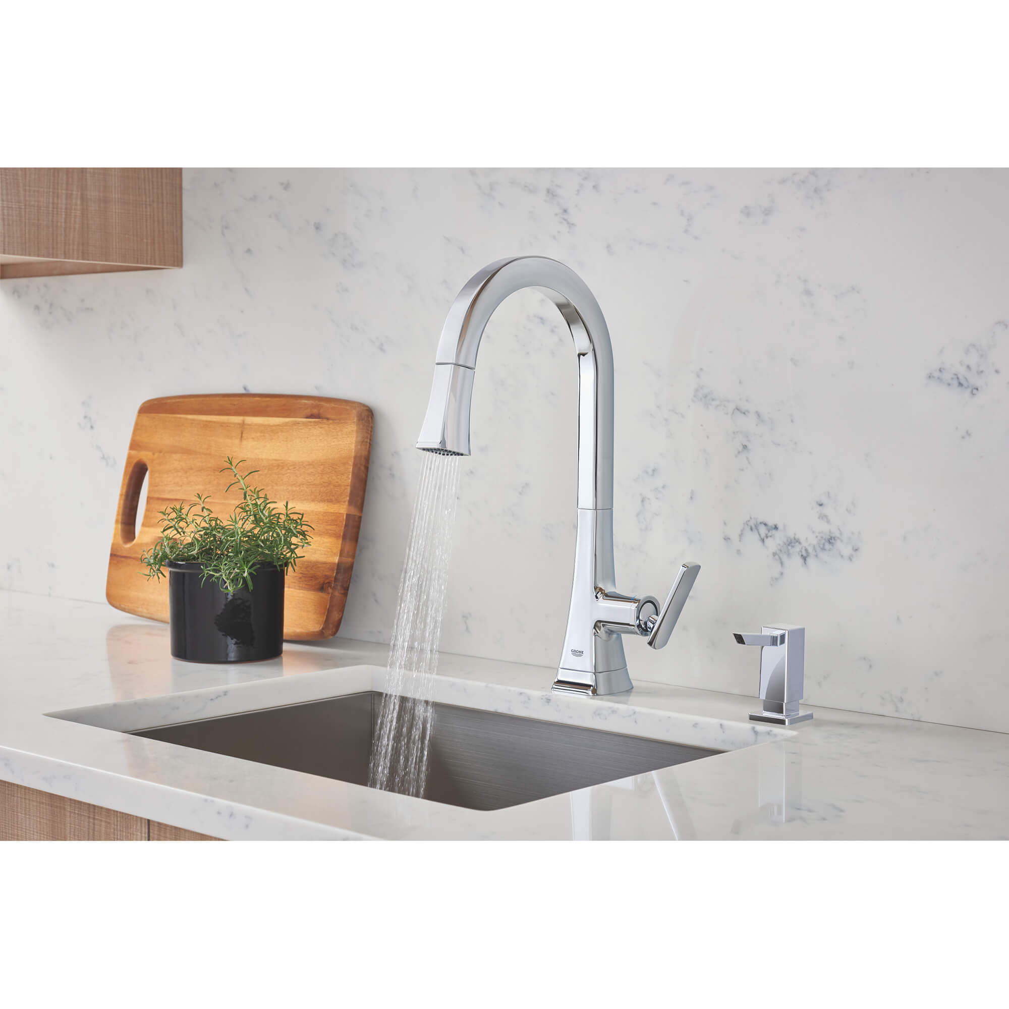 Single-Handle Pull Down Kitchen Faucet Dual Spray 6.6 L/min (1.75 gpm)