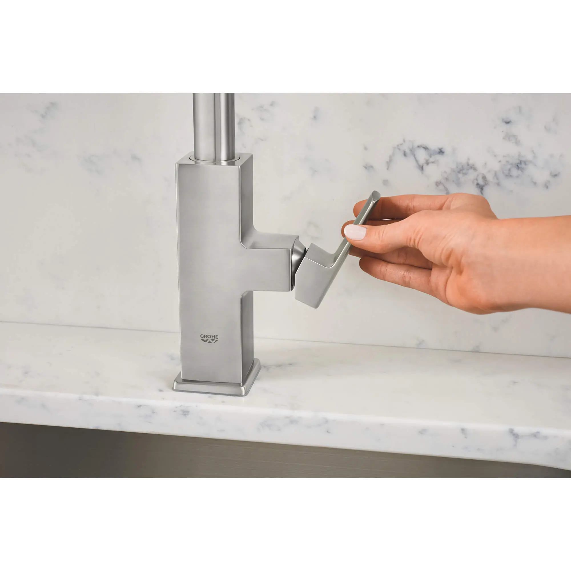Tallinn Pull-Out Faucet