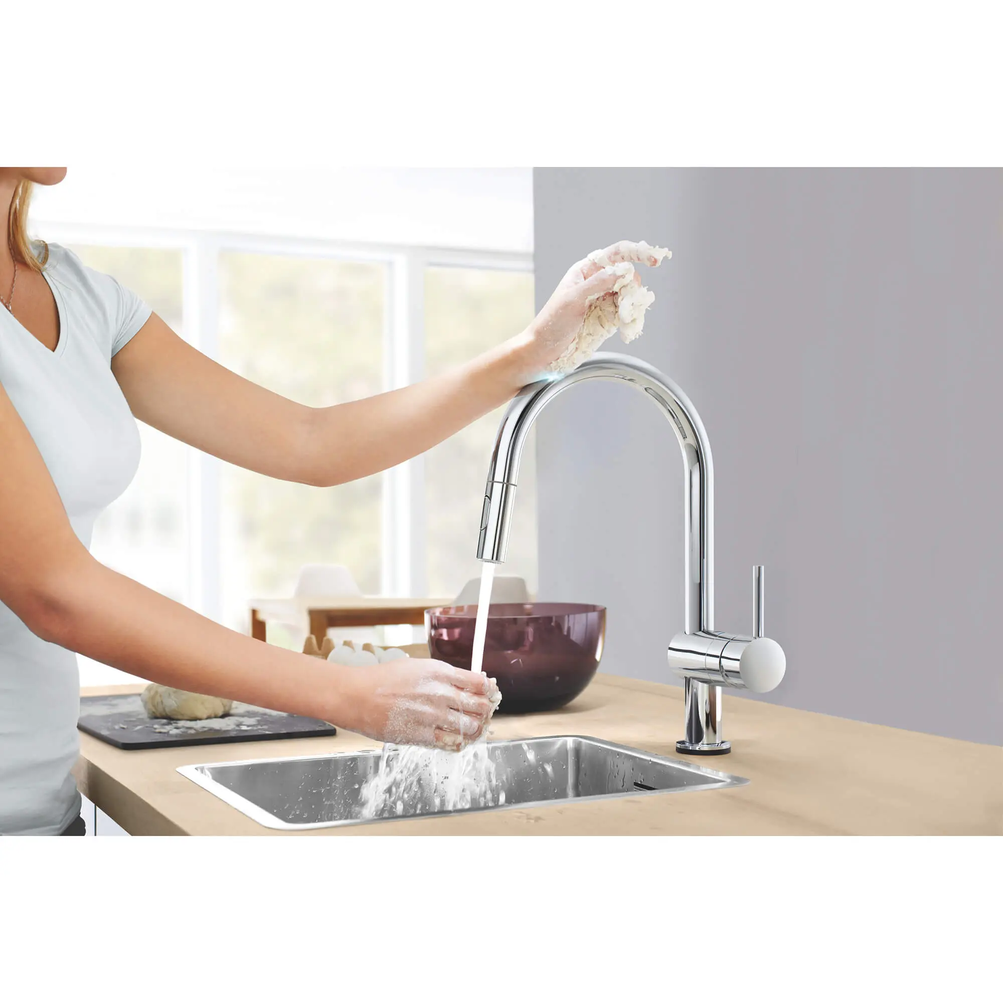 Single-Handle Pull Down Kitchen Faucet Dual Spray 1.75 GPM with Touch Technology