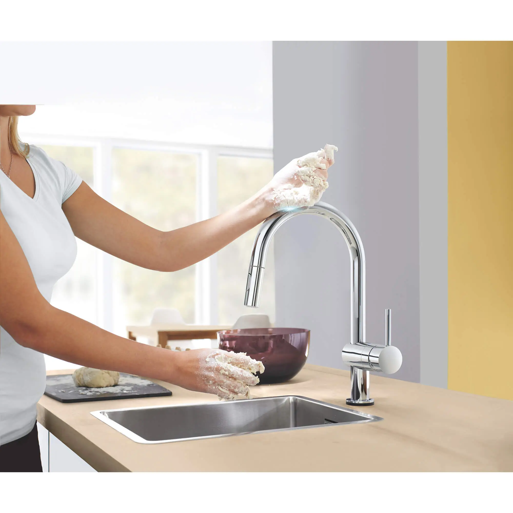 Single-Handle Pull Down Kitchen Faucet Dual Spray 1.75 GPM with Touch Technology