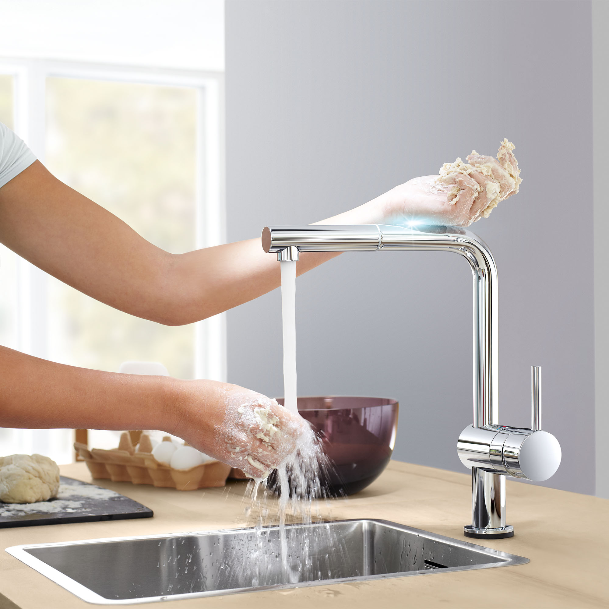 Single-Handle Pull-Out Kitchen Faucet Dual Spray 1.75 GPM (6.6 L/min)