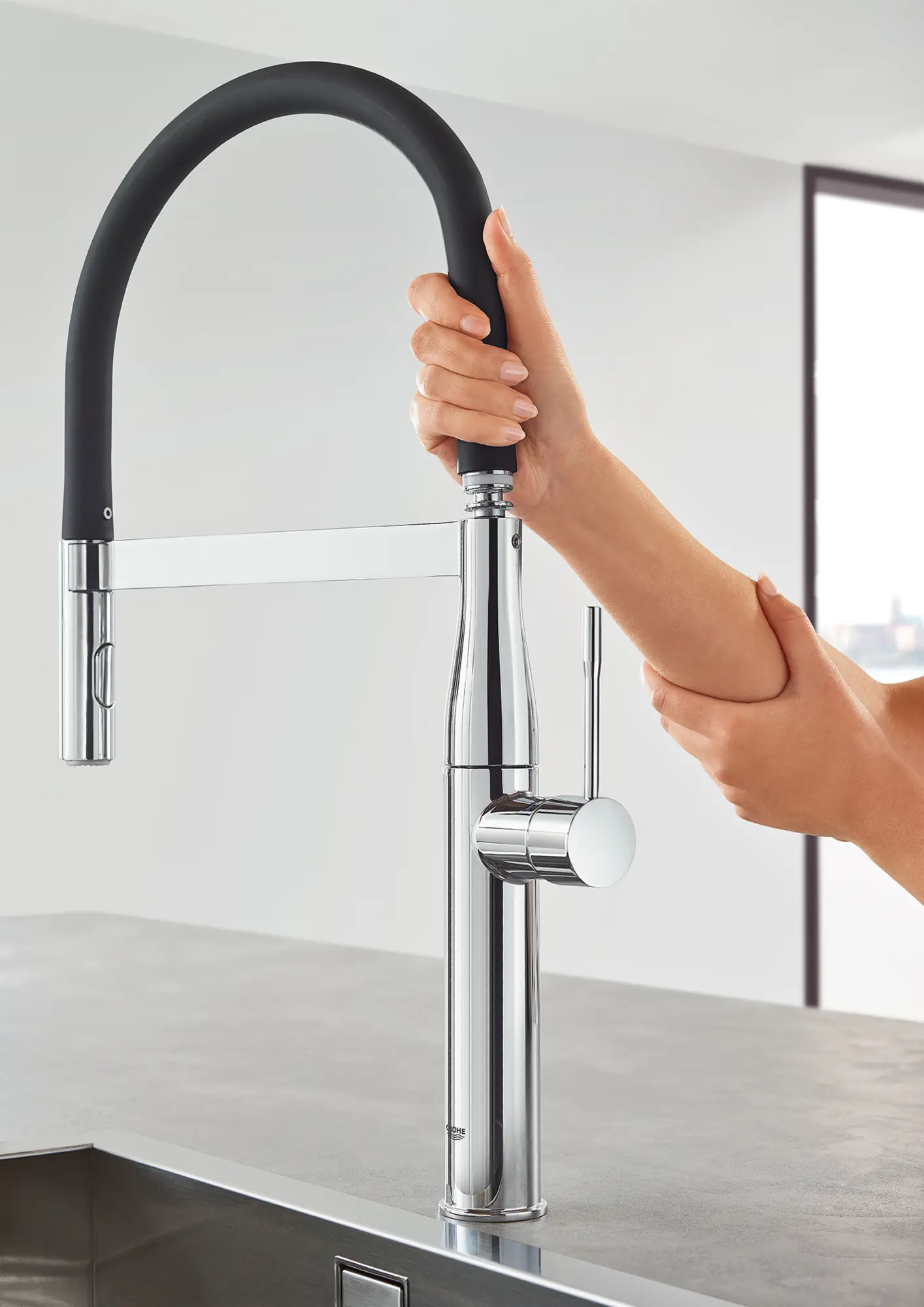 Essence Single-Handle Semi-Pro Dual Spray Kitchen Faucet 1.75 GPM (6.6 L/min)