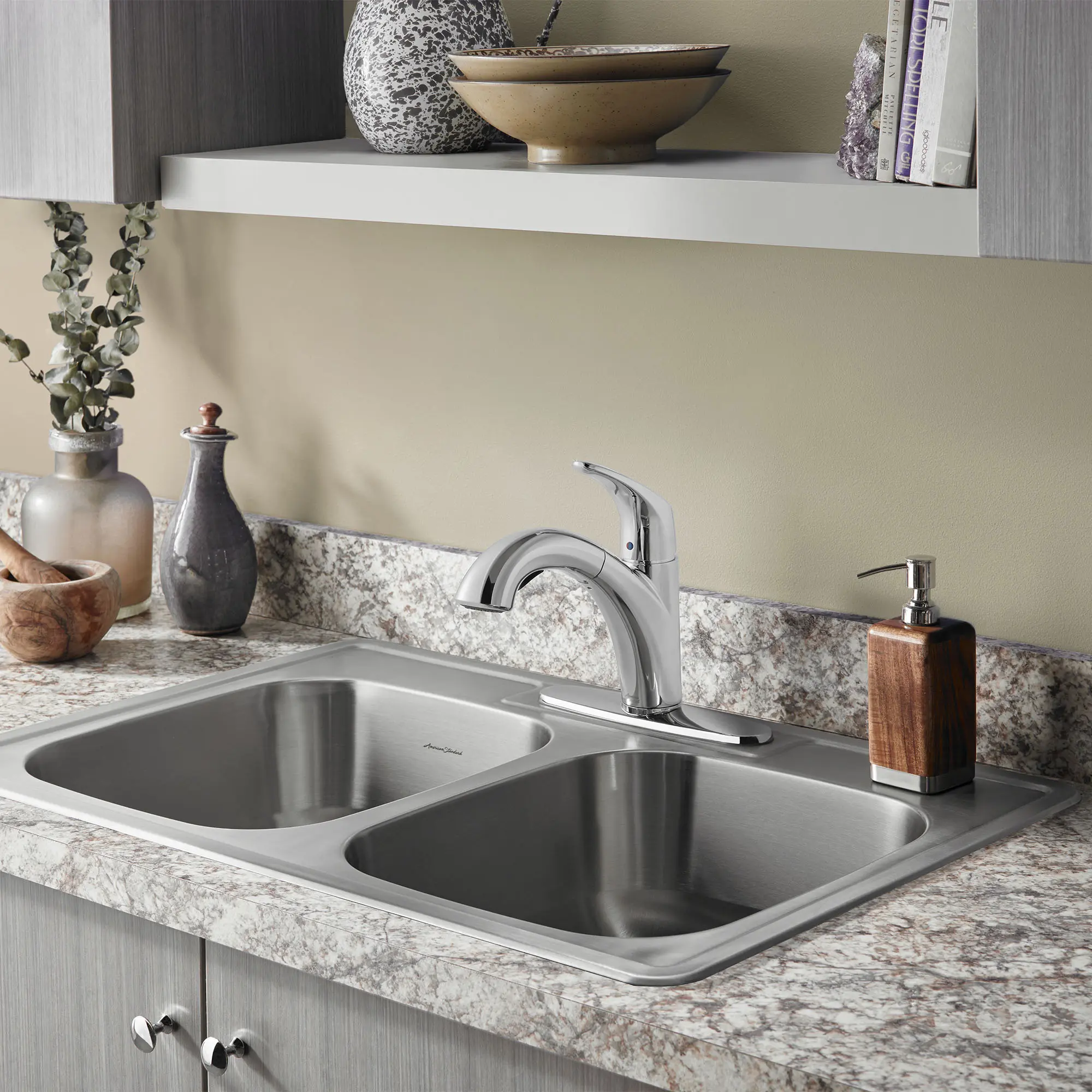 Robinet de cuisine rétractable Colony® PRO à monocommande et jet double, 1,5 gpm (5,7 L/min)