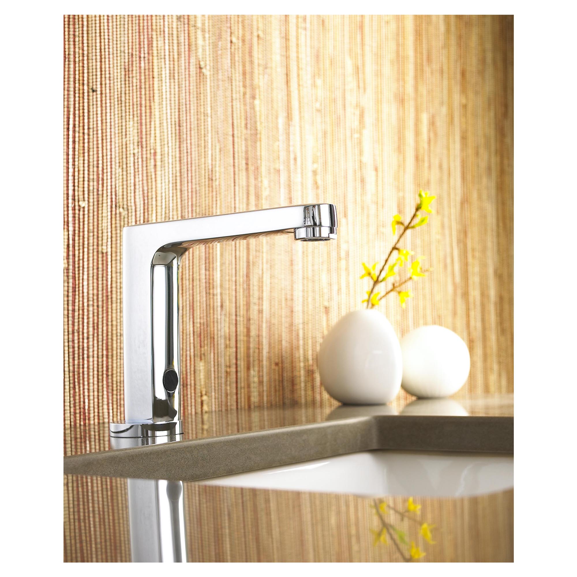 Moments® Selectronic® Touchless Faucet, Base Model, 0.5 gpm/1.9 Lpm