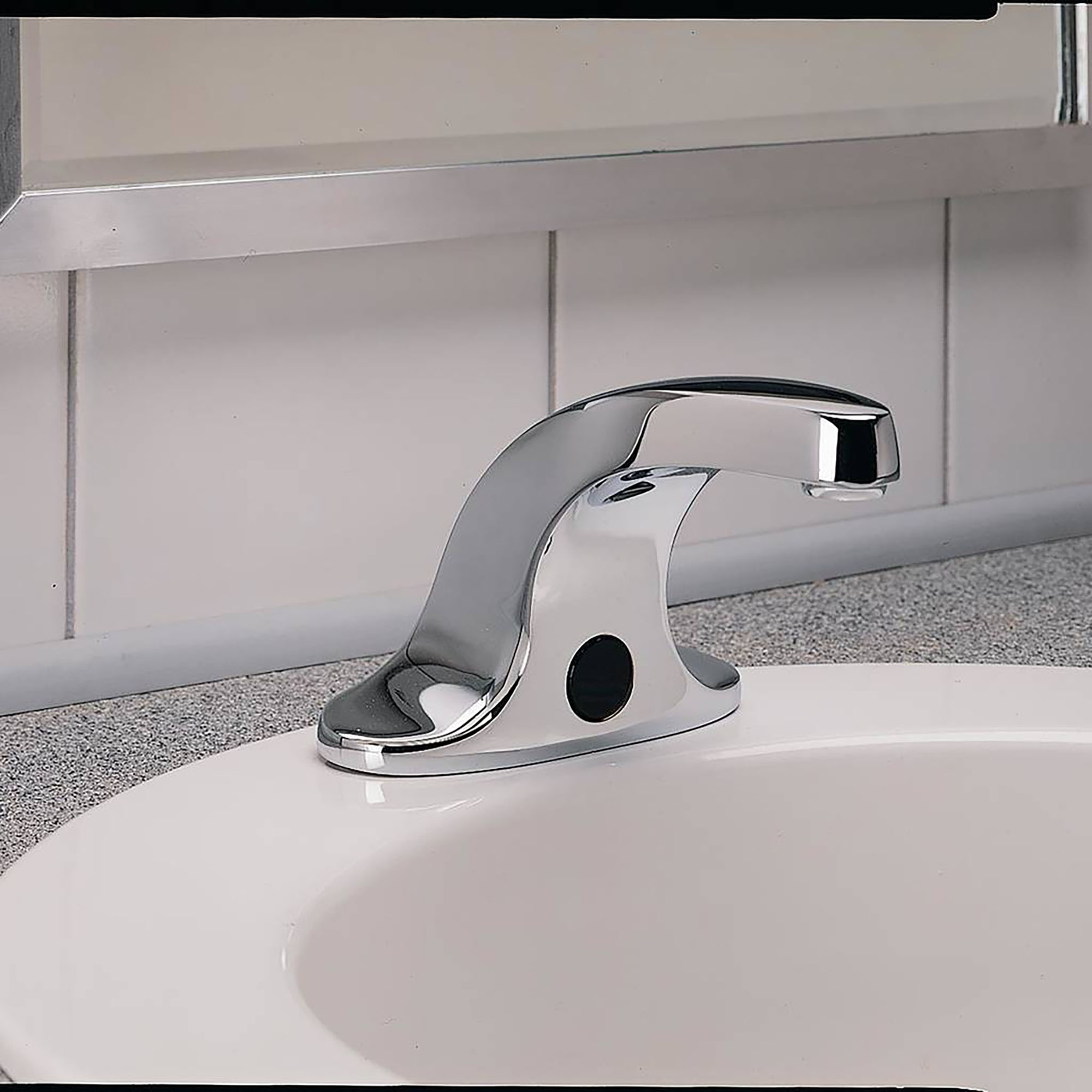 Innsbrook™ Selectronic™ Touchless Metering Faucet, Battery-Powered, 0.35 gpm/1.3 Lpm