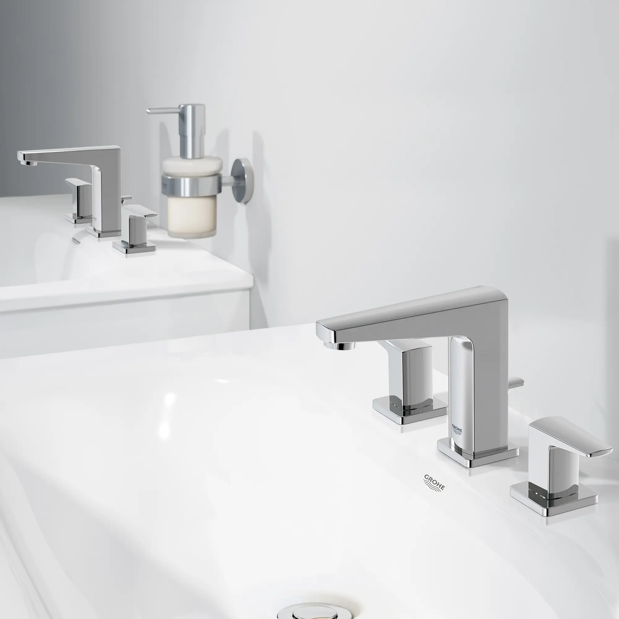 Tallinn 8" widespread two-handle bathroom faucet, 1.2 GPM (4.5 L/min)