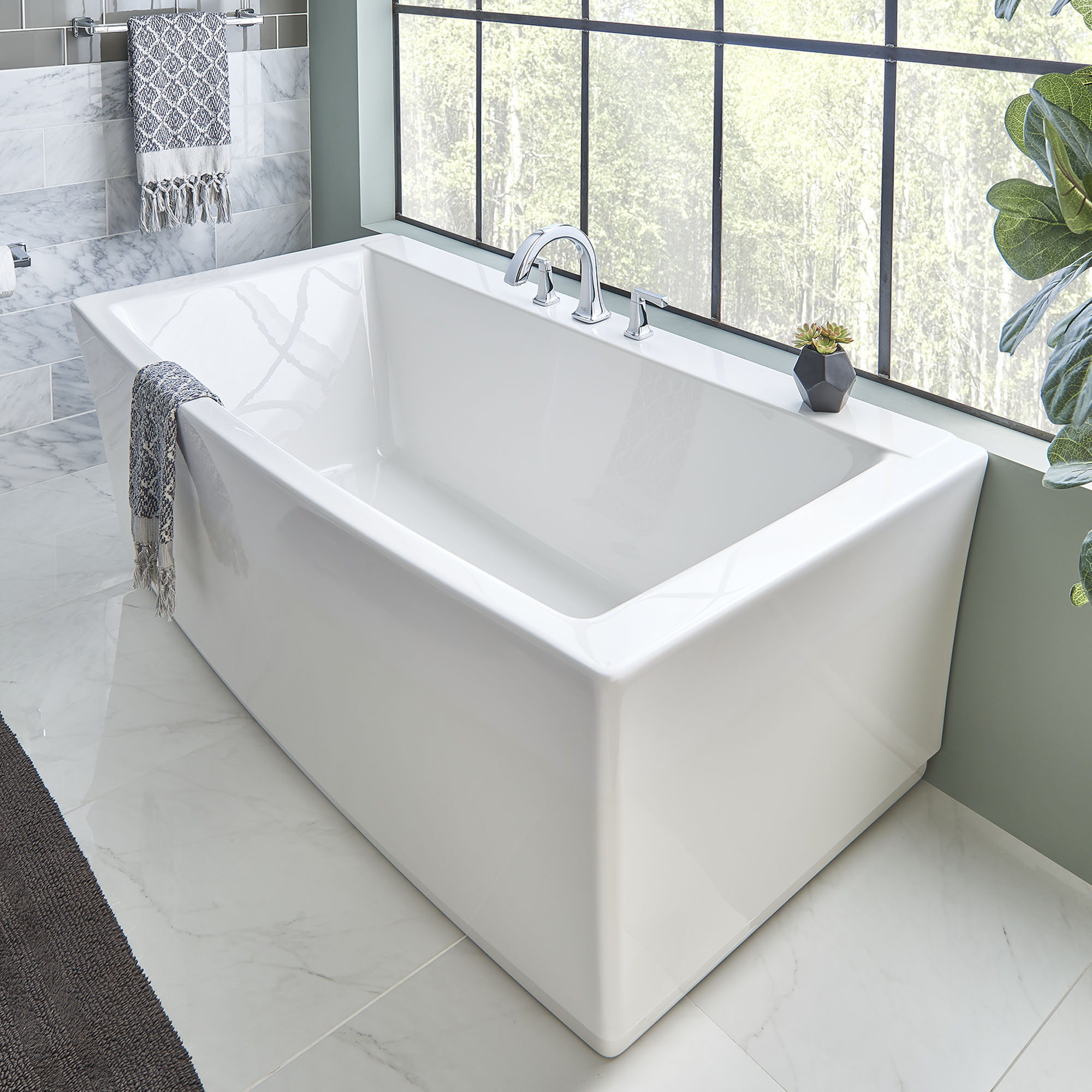 Townsend™ 68 x 36-Inch Freestanding Bathtub Center Drain With Integrated Overflow