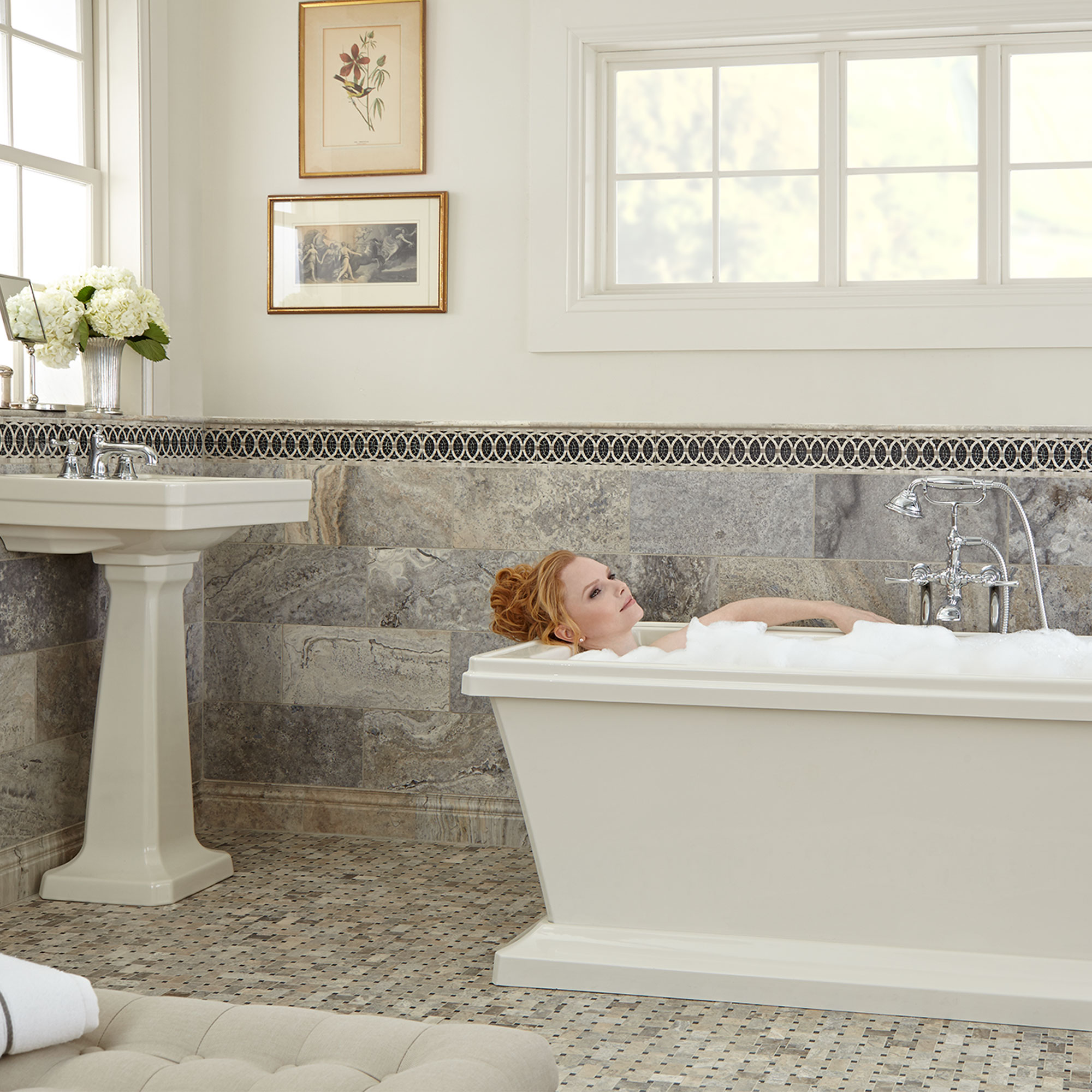 Transitional Floor-Mounted Bathtub Faucet With Randall Lever Handles
