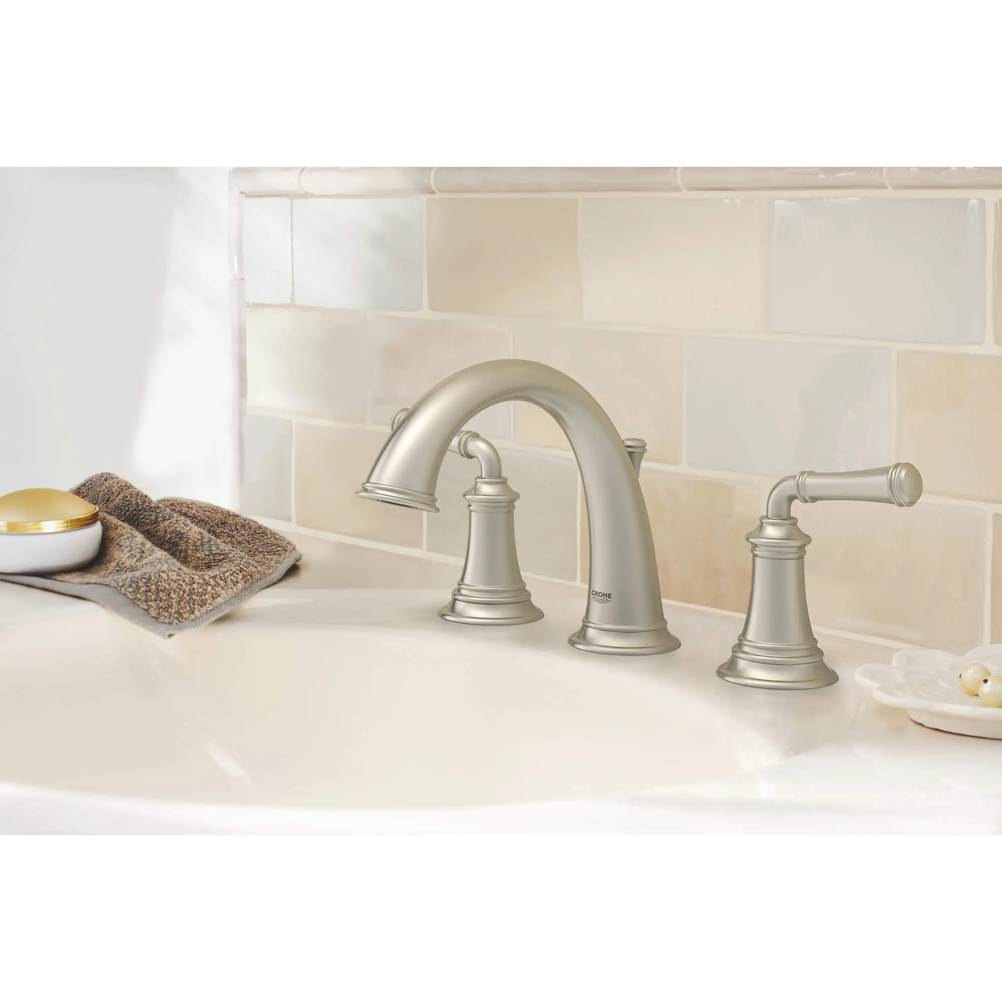 8-inch Widespread 2-Handle S-Size Bathroom Faucet 1.2 GPM