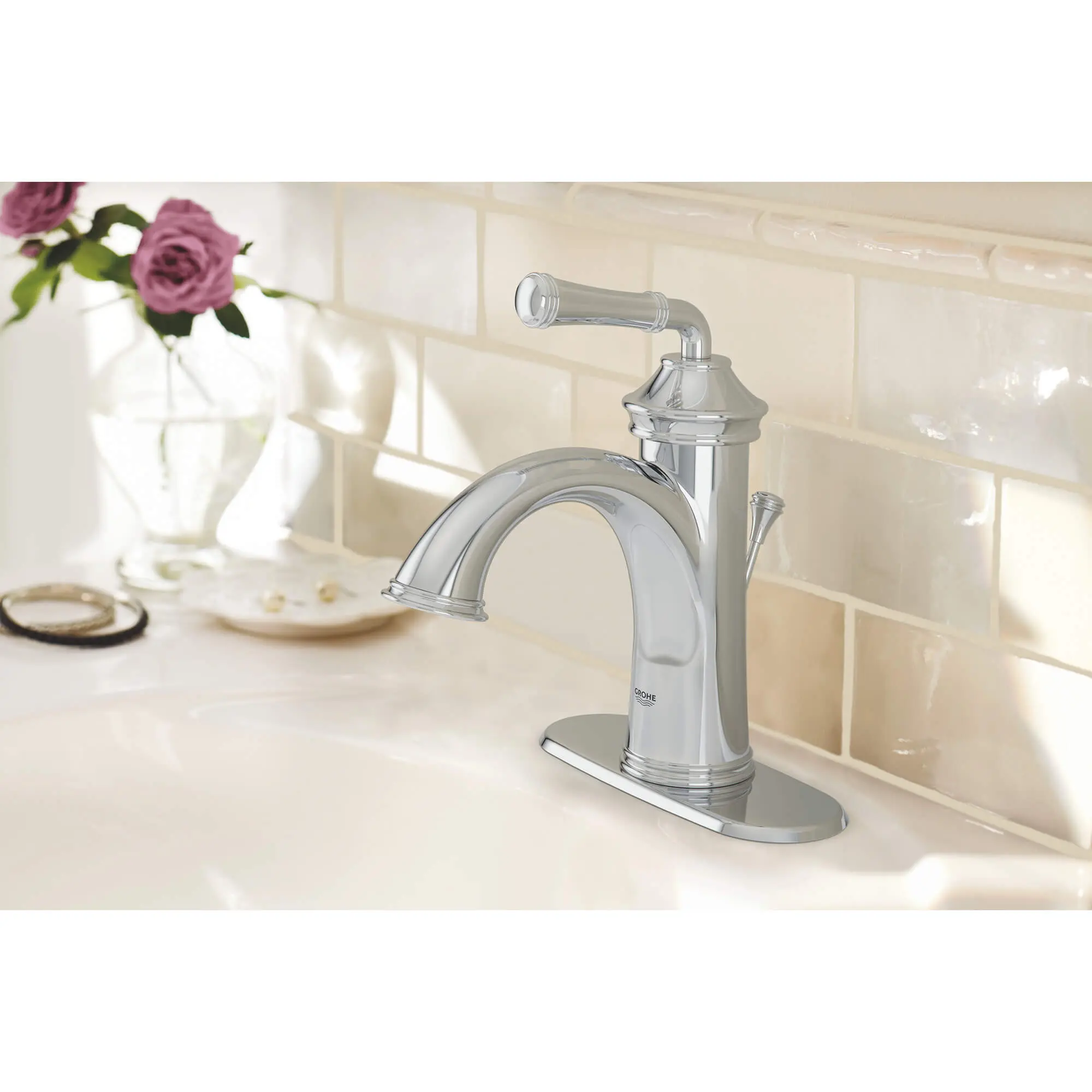 Single Hole Single-Handle S-Size Bathroom Faucet 1.2 GPM