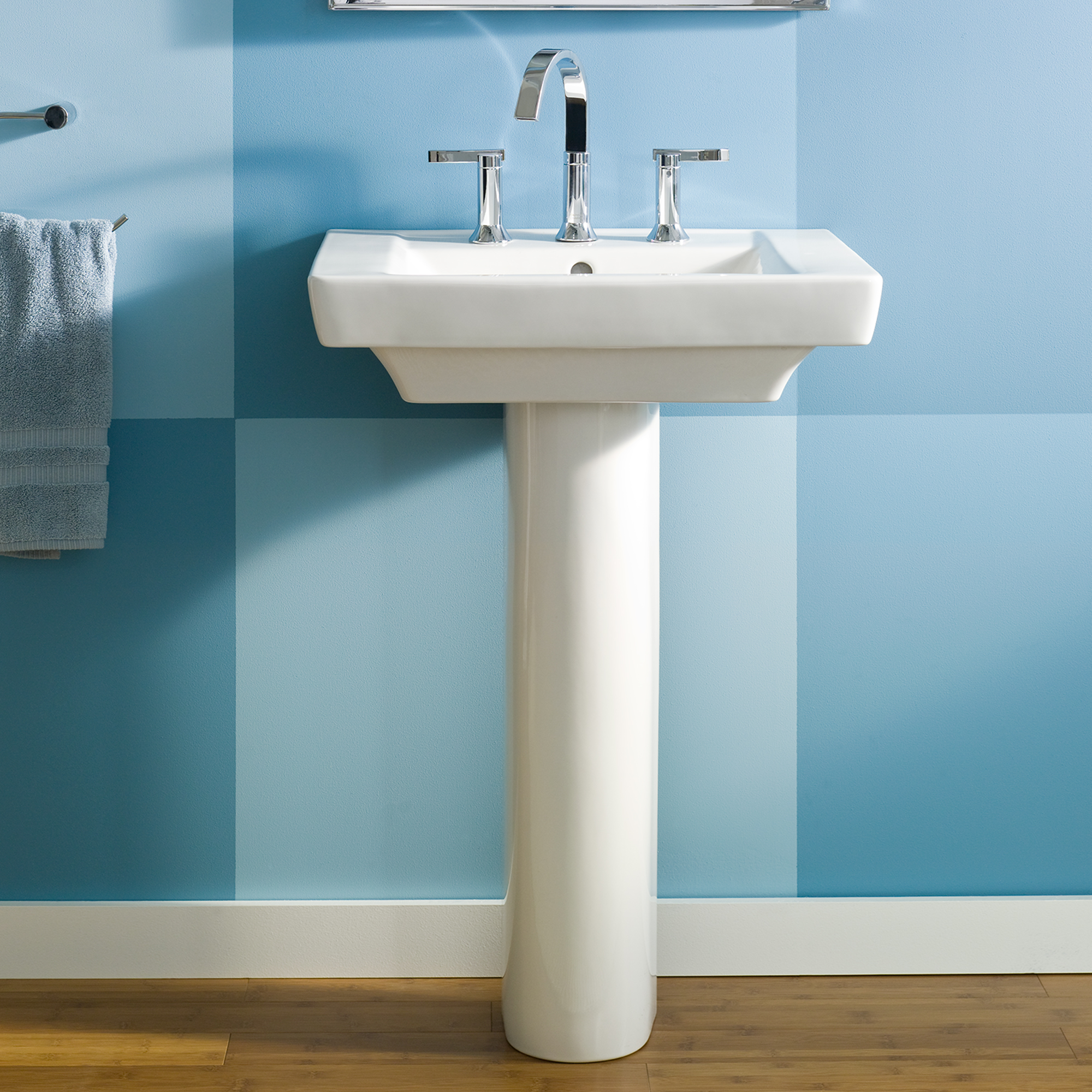 Boulevard™ 8-Inch Widespread Pedestal Sink Top and Leg Combination