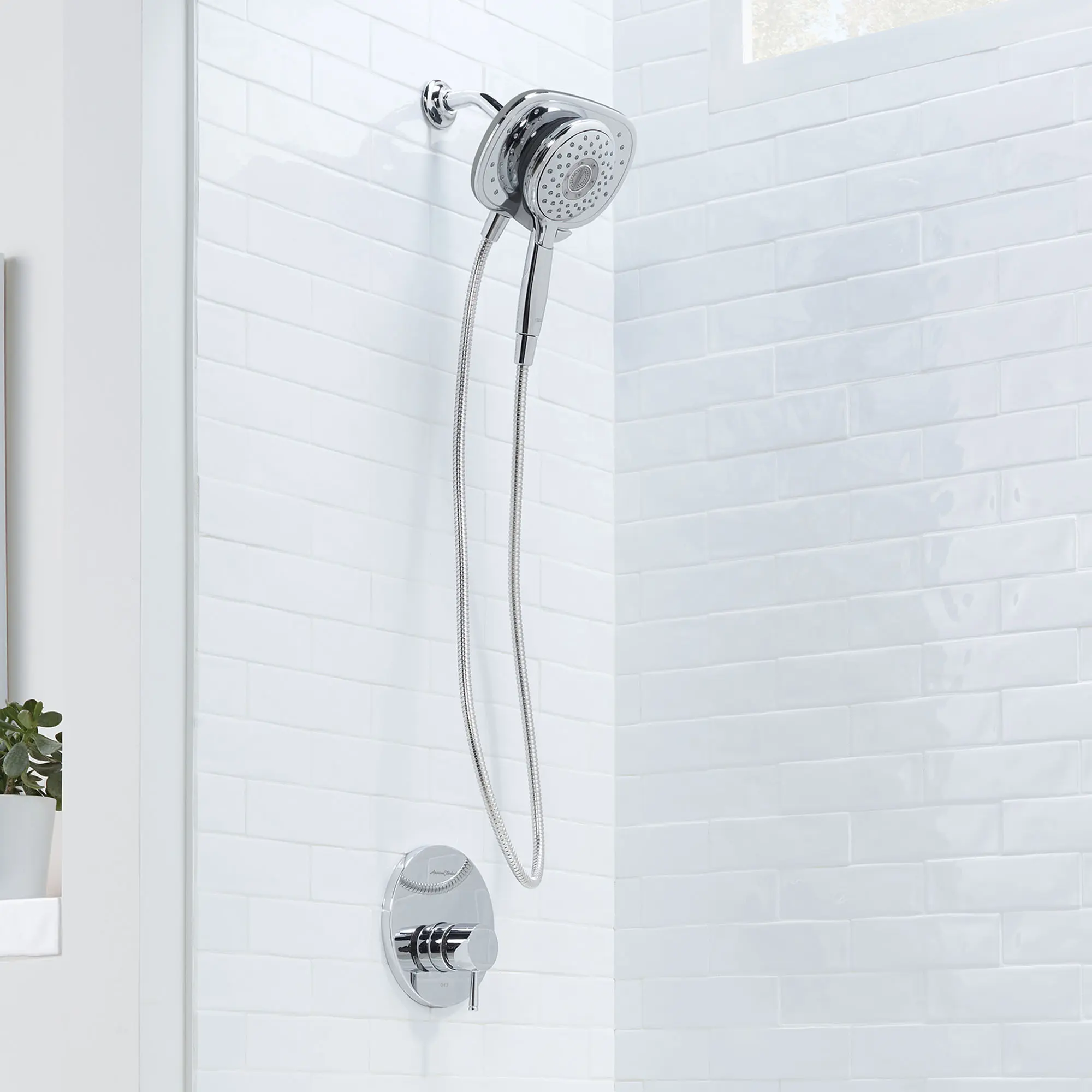 Spectra Duo 1.8 GPM 4-Function 2-in-1 Shower Head