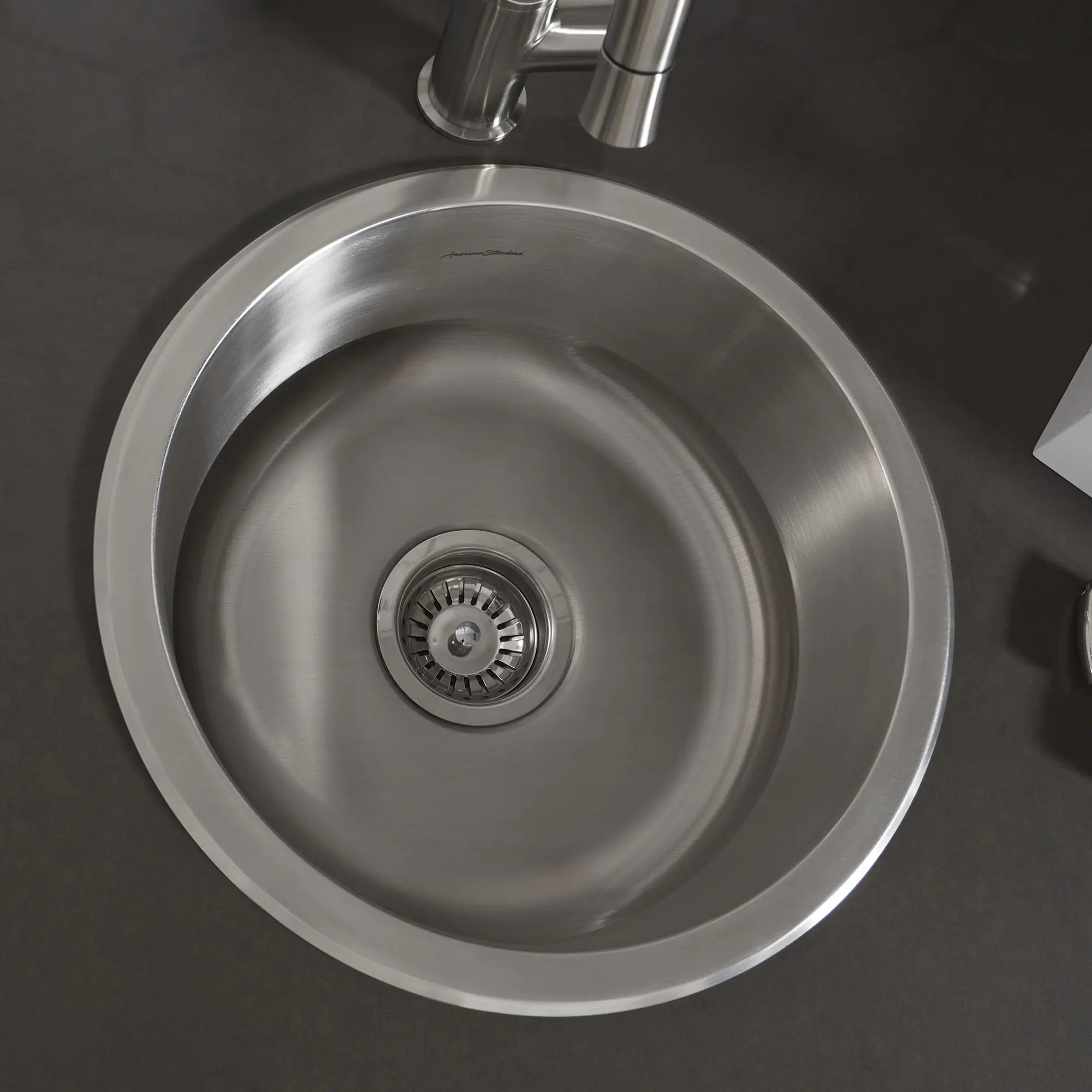 Portsmouth® 16 x 16-Inch Stainless Steel Undermount Round Single-Bowl Kitchen Sink