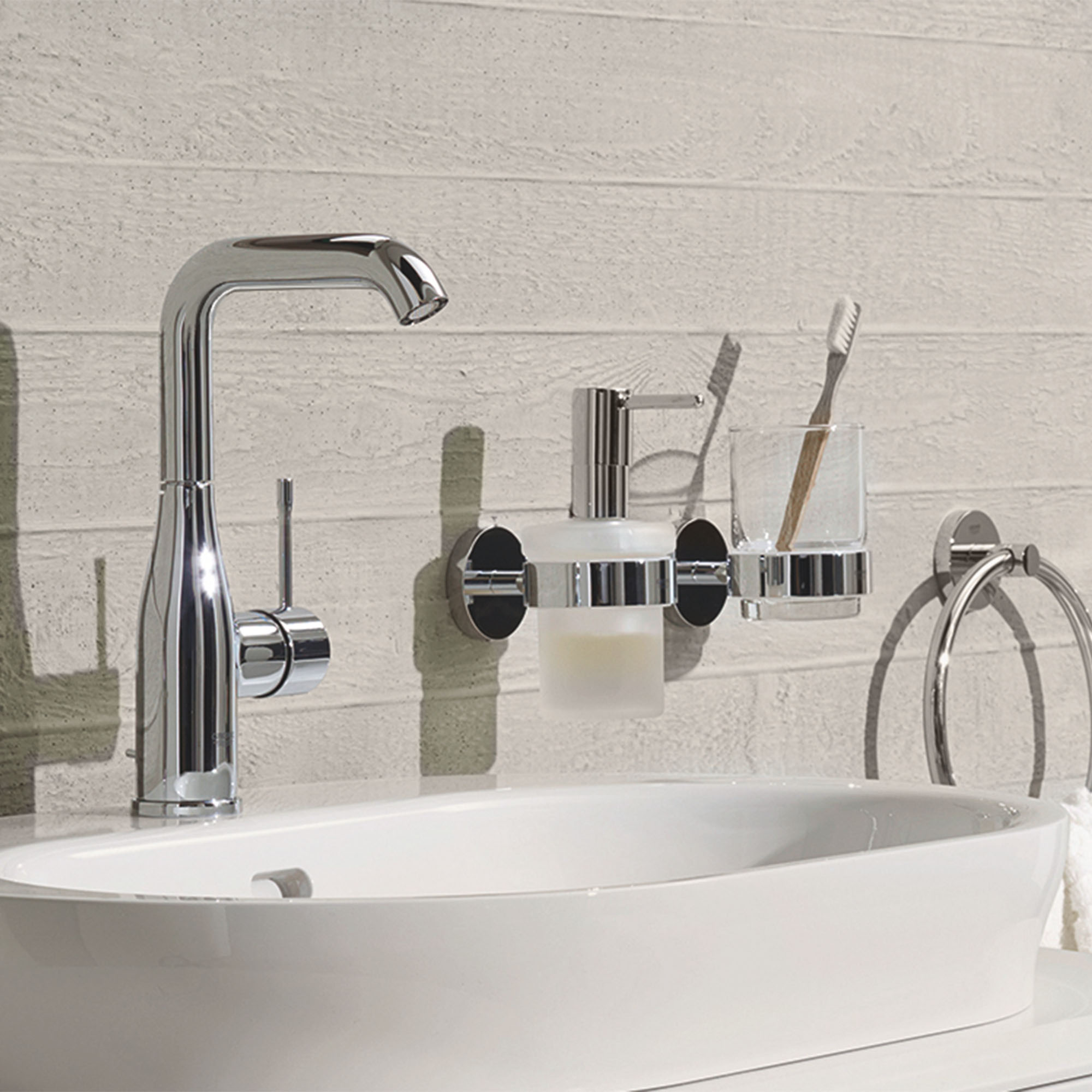 Single Hole Single-Handle L-Size Bathroom Faucet, 1.2 GPM (4.5 L/min)