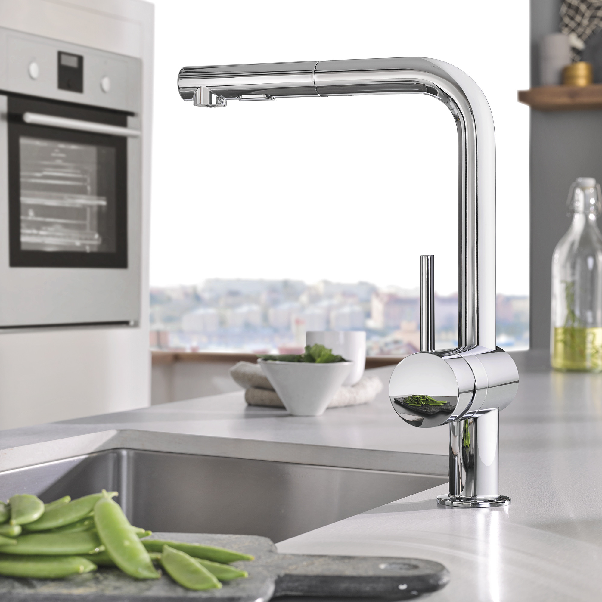 Minta Single-Handle Pull-Out Kitchen Faucet Dual Spray 1.75 GPM (6.6 L/min)