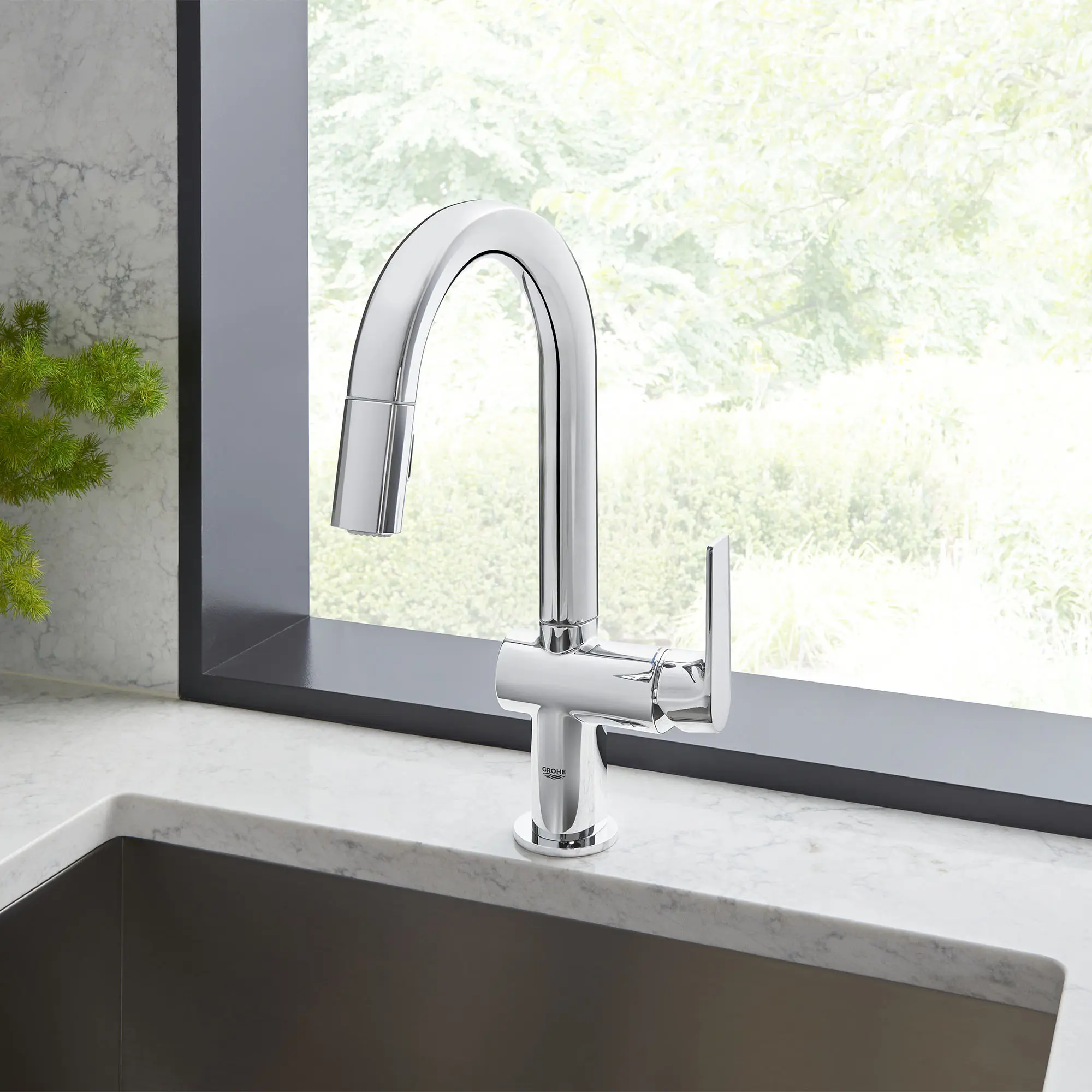 Single-Handle Pull Down Kitchen Faucet Dual Spray 1.75 GPM (6.6 L/min)