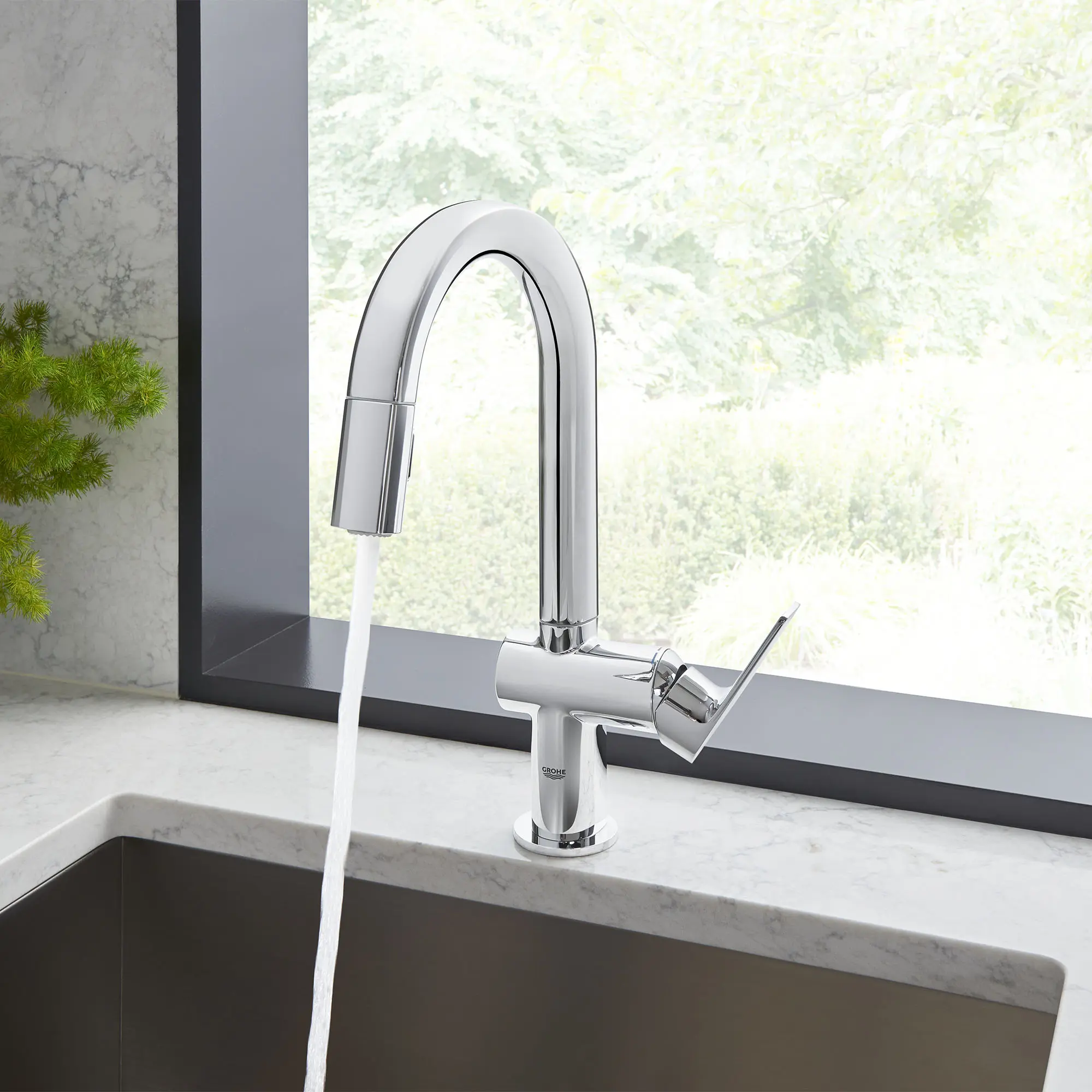 Single-Handle Pull Down Kitchen Faucet Dual Spray 1.75 GPM (6.6 L/min)