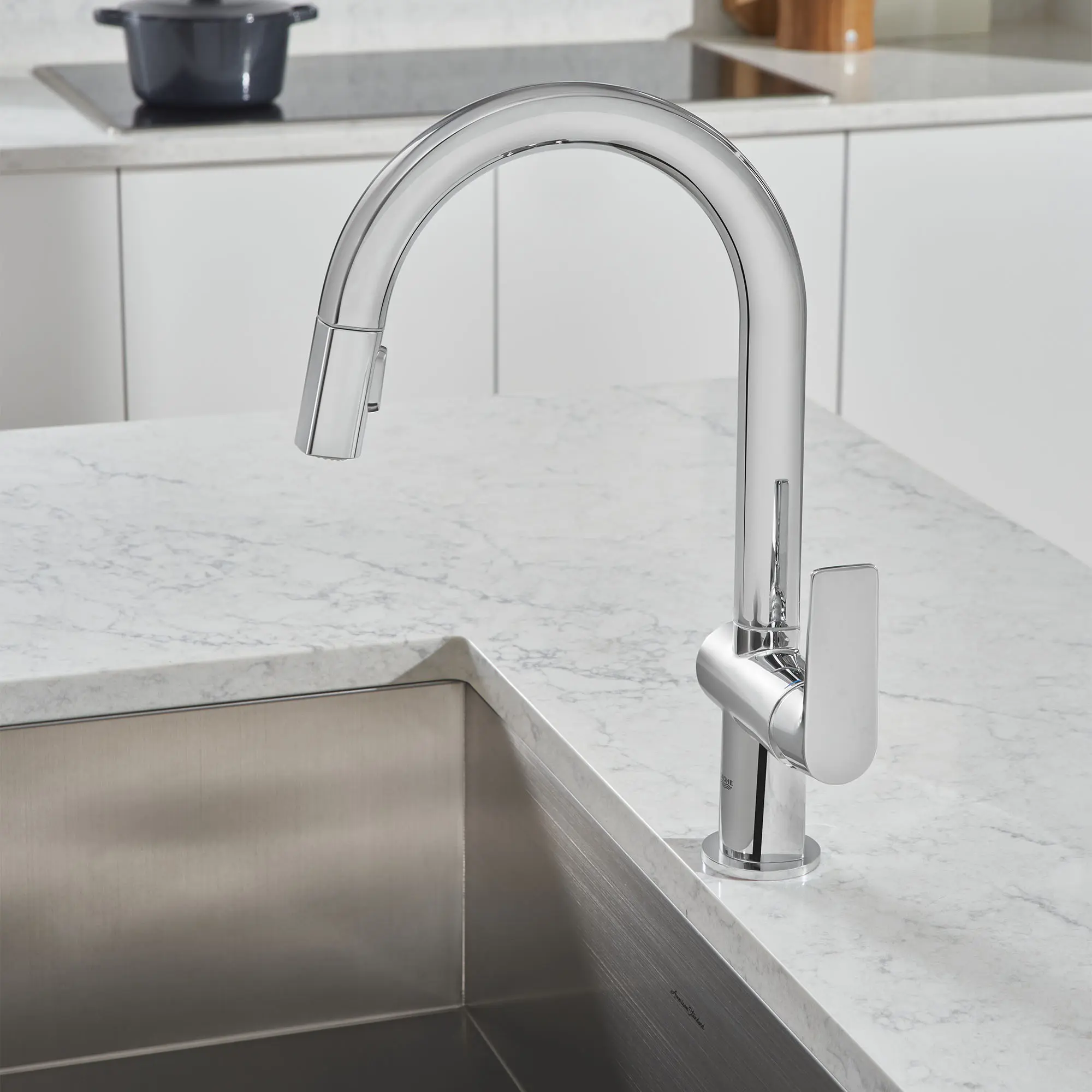 Single-Handle Pull Down Dual Spray Bar Faucet 1.75 GPM (6.6 L/min)