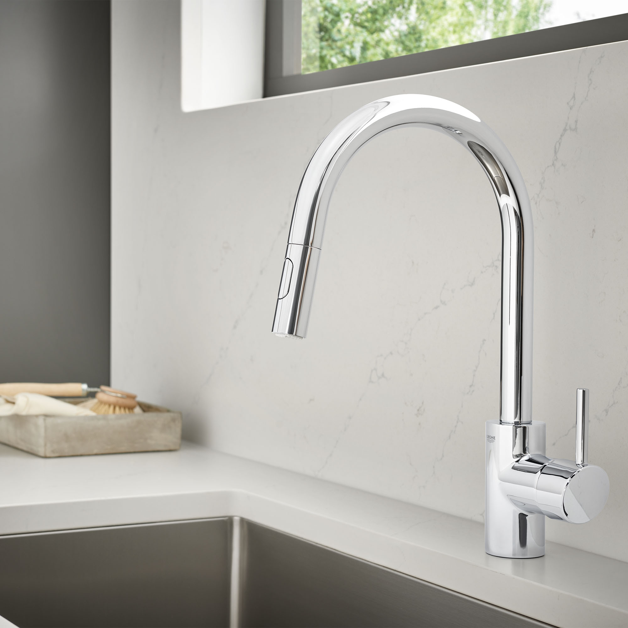 Grohe Concetto one-hand sink mixer pull-out mousseur spray