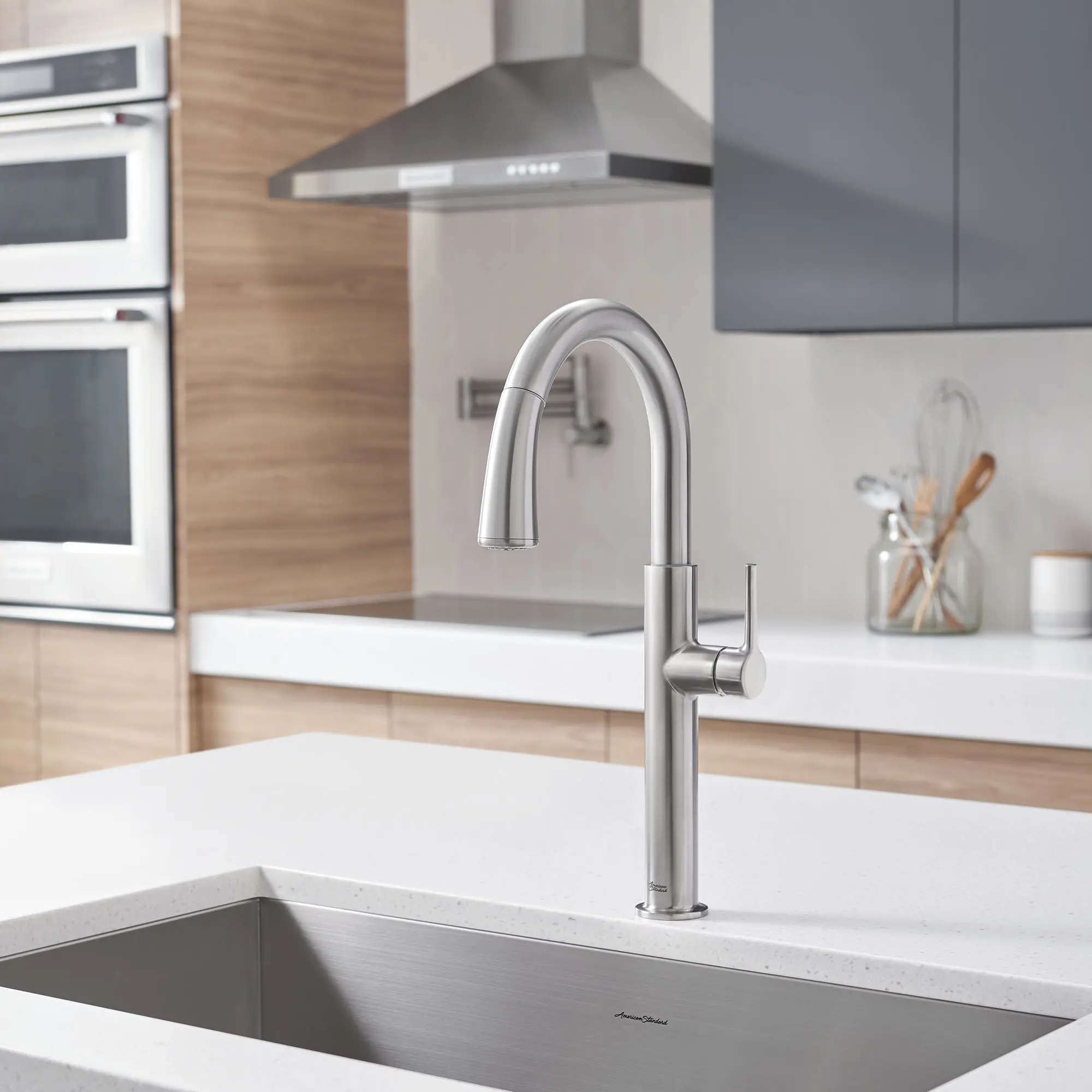 Studio® S Pull-Down Dual Spray Kitchen Faucet