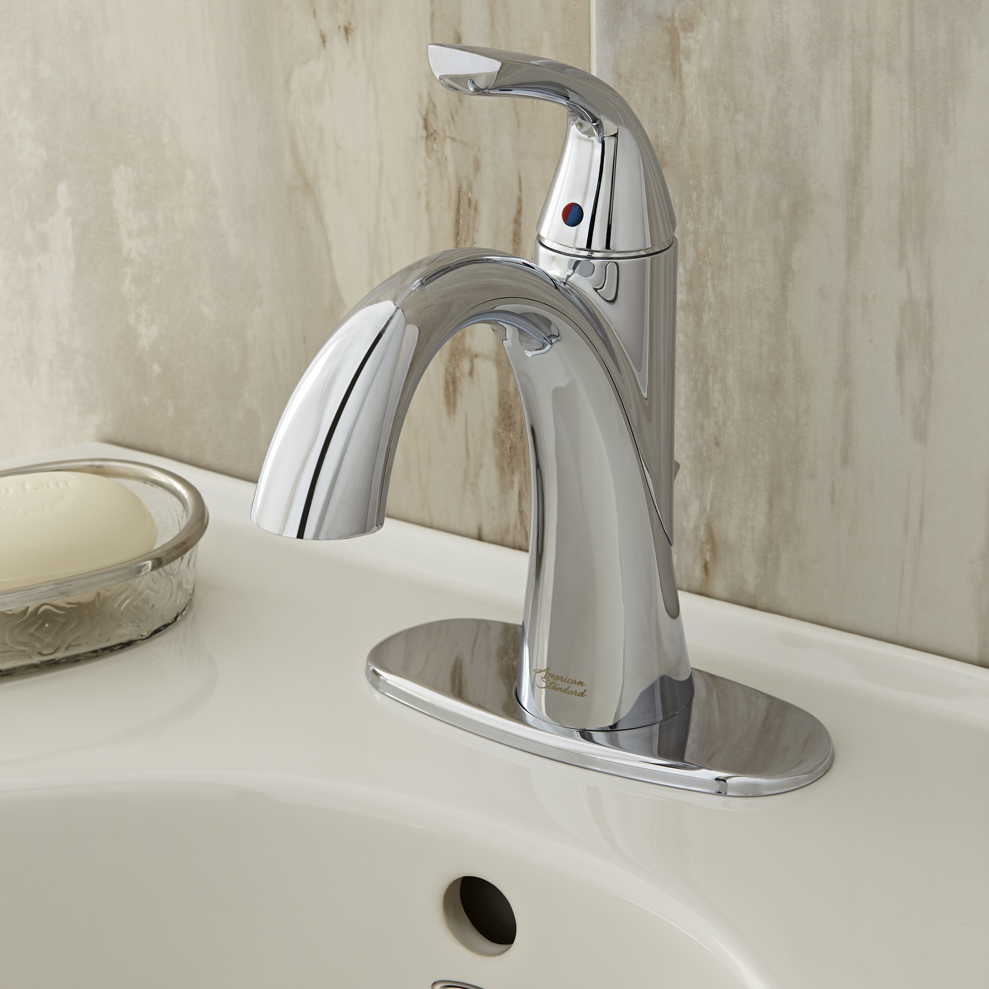 Fluent™ Single Hole Single-Handle Bathroom Faucet 1.2 gpm/4.5 L/min With Lever Handle