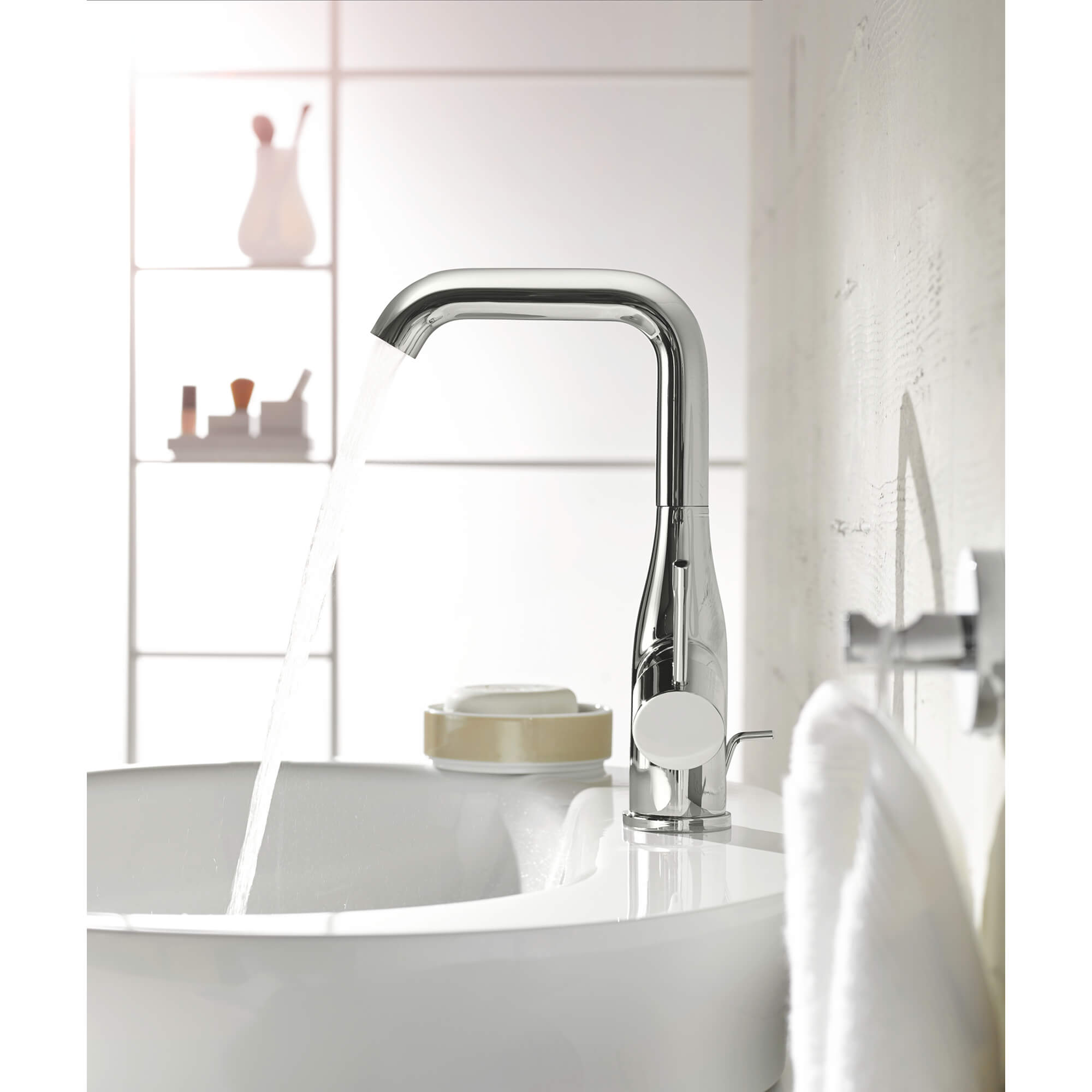 Single Hole Single-Handle L-Size Bathroom Faucet, 1.2 GPM (4.5 L/min)