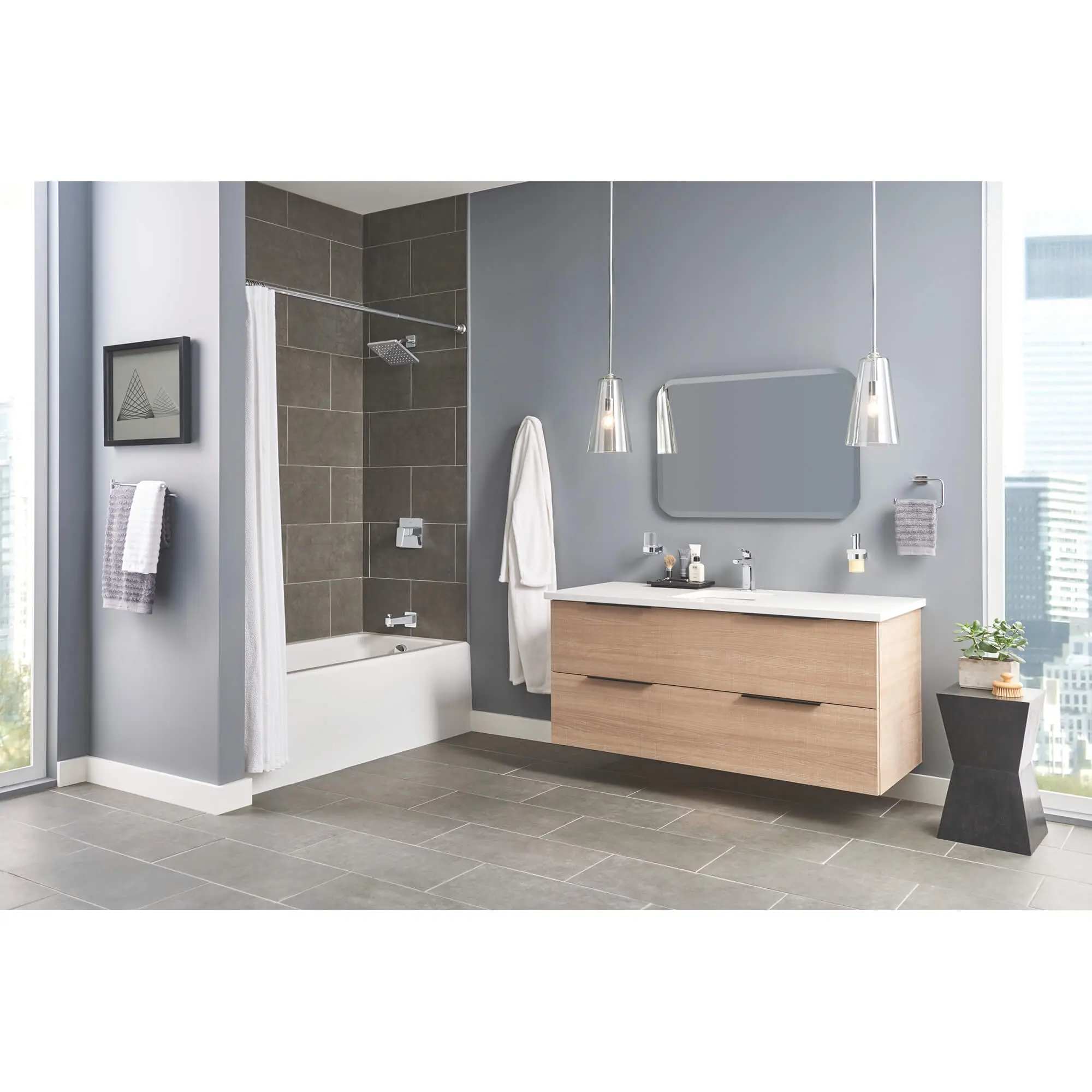Single-handle 4" Centerset Bathroom Faucet